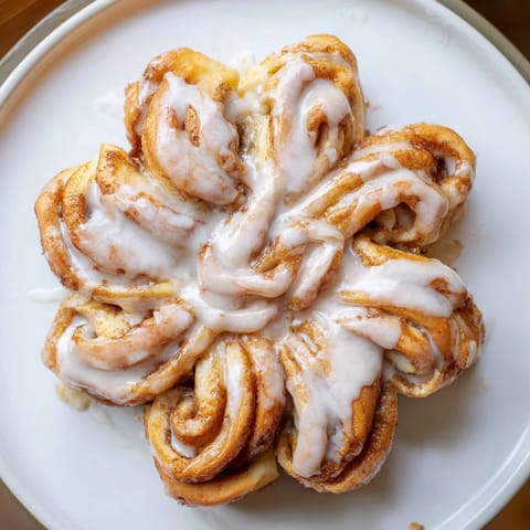 Cinnamon Roll Pull-Apart Snowflake